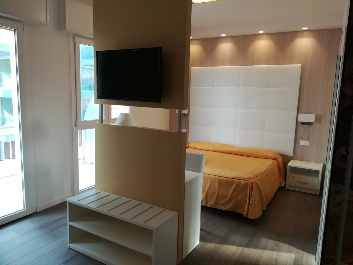 Hotel Majestic ليدو دي يسولو المظهر الخارجي الصورة